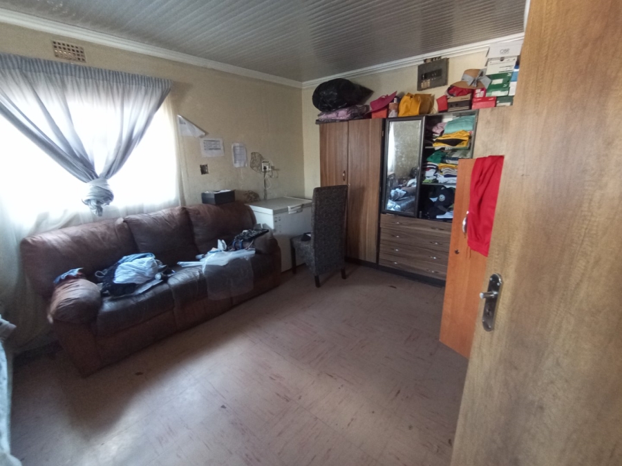 4 Bedroom Property for Sale in Kagisanong Free State